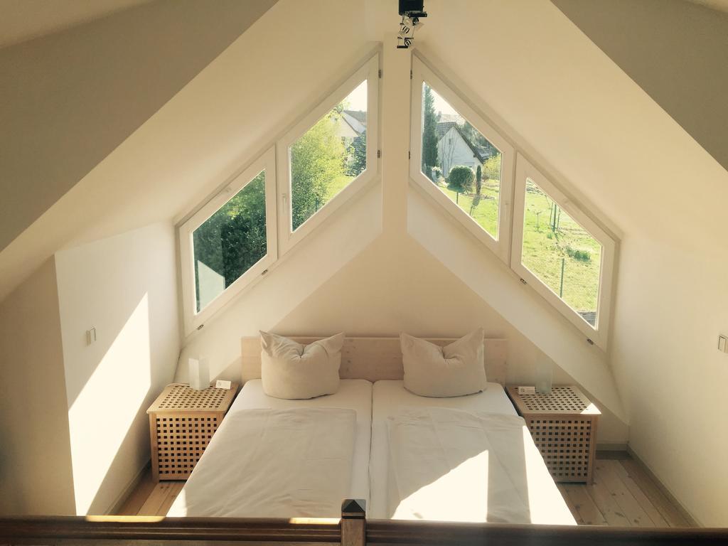 Hotel Hahn Gondelsheim Room photo