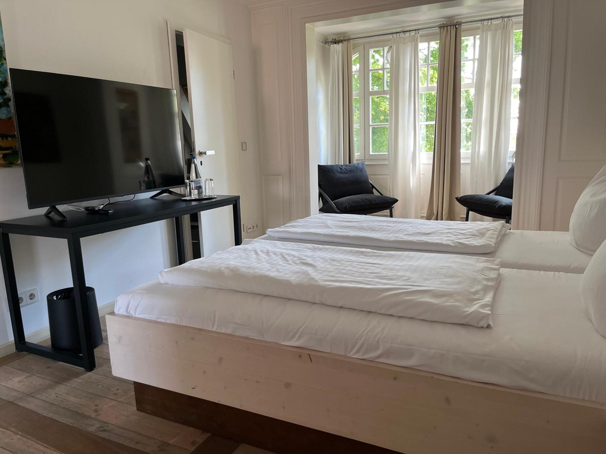 Hotel Hahn Gondelsheim Room photo