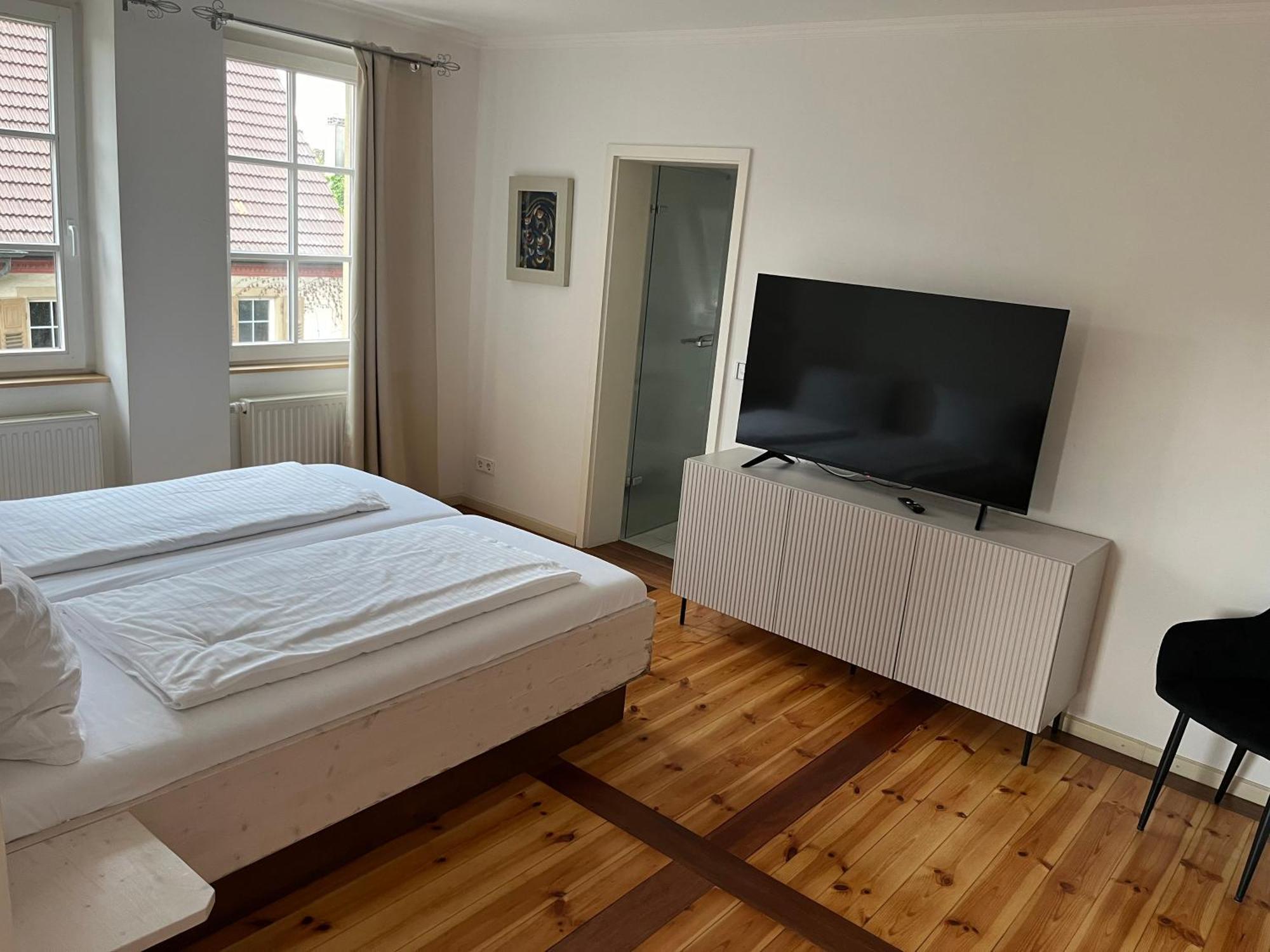 Hotel Hahn Gondelsheim Room photo